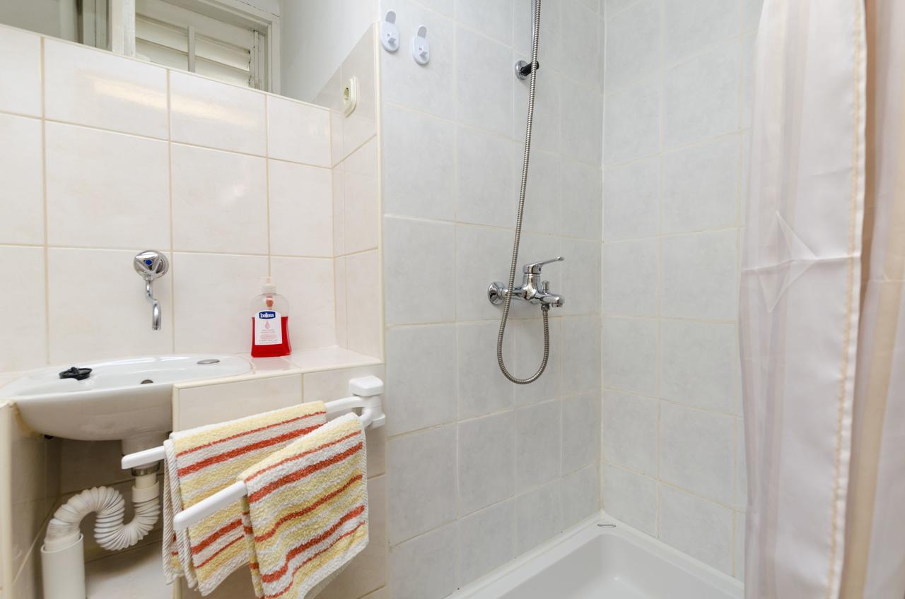 Apartments Visnja Primošten المظهر الخارجي الصورة