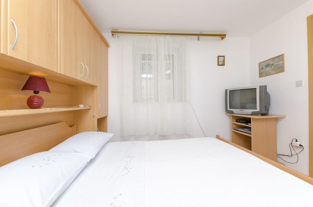 Apartments Visnja Primošten المظهر الخارجي الصورة