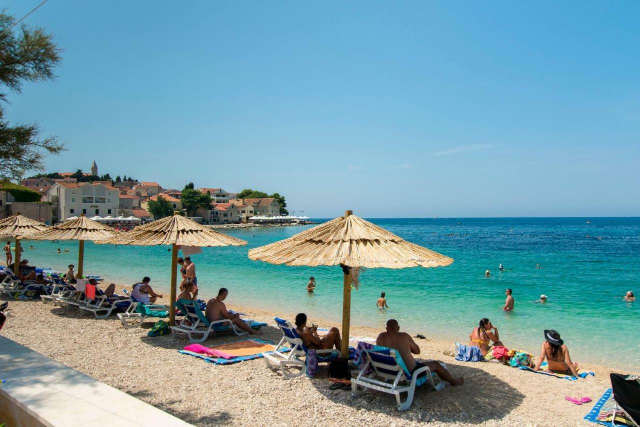 Apartments Visnja Primošten المظهر الخارجي الصورة